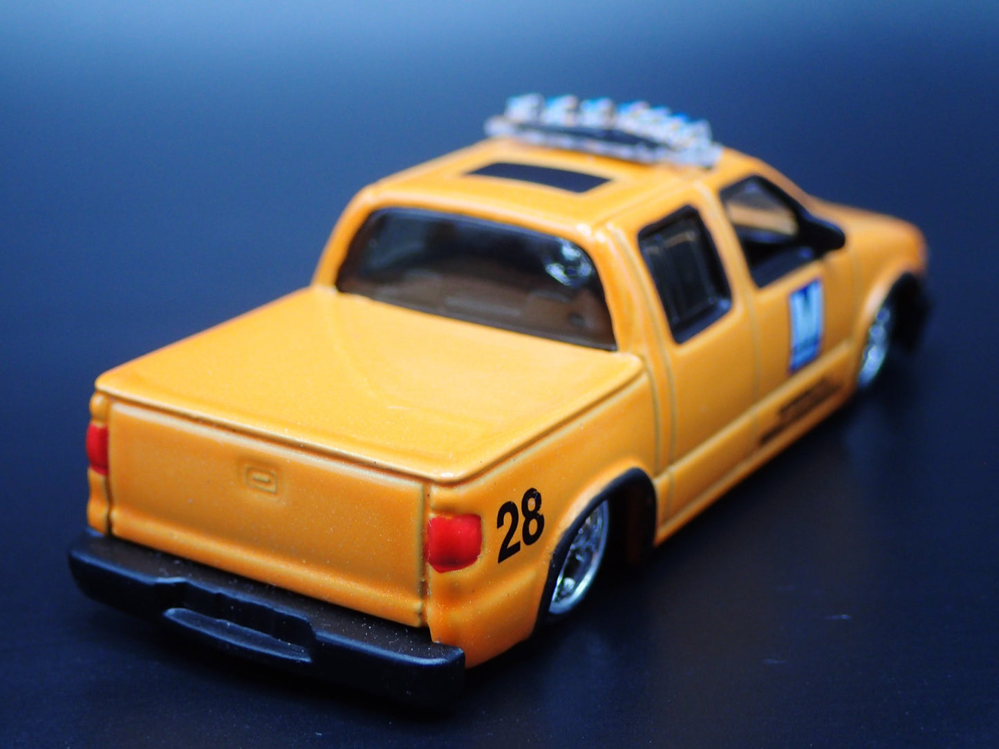 1994-2004 CHEVY CHEVROLET S10 PICKUP TRUCK ORANGE 1:64 SCALE DIECAST MODEL TRUCK
