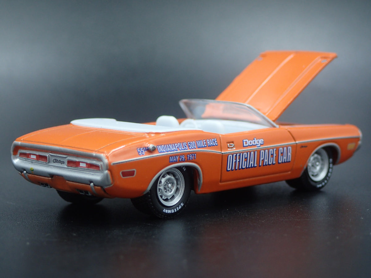1971 71 DODGE CHALLENGER CONVERTIBLE INDY 500 PACE 1/64 SCALE DIECAST MODEL CAR-Burning Rubber Toy Company