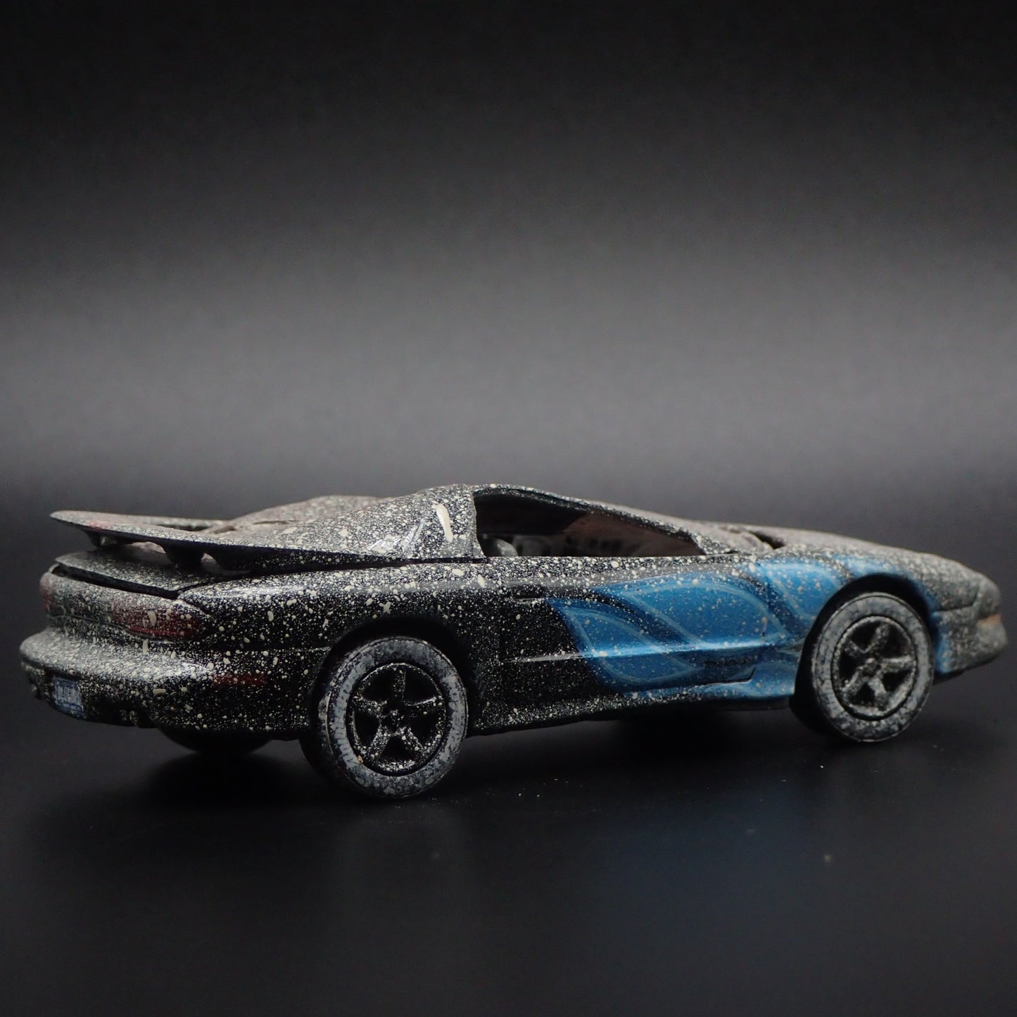 1993 PONTIAC FIREBIRD TRANS AM T/A JUNKYARD WRECK 1/64 SCALE DIECAST MODEL CAR