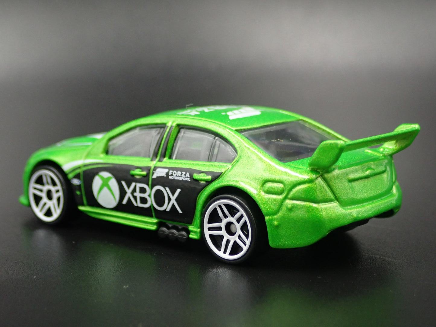 FORD FALCON RACE CAR FORZA 1:64 SCALE COLLECTIBLE DIORAMA DIECAST MODEL CAR