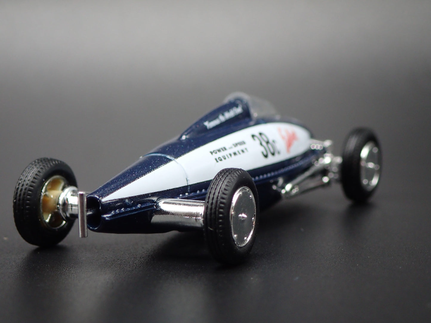 VINTAGE RACING 1938-1950 BELLY TANKER EDELBROCK 1/64 SCALE DIECAST MODEL CAR