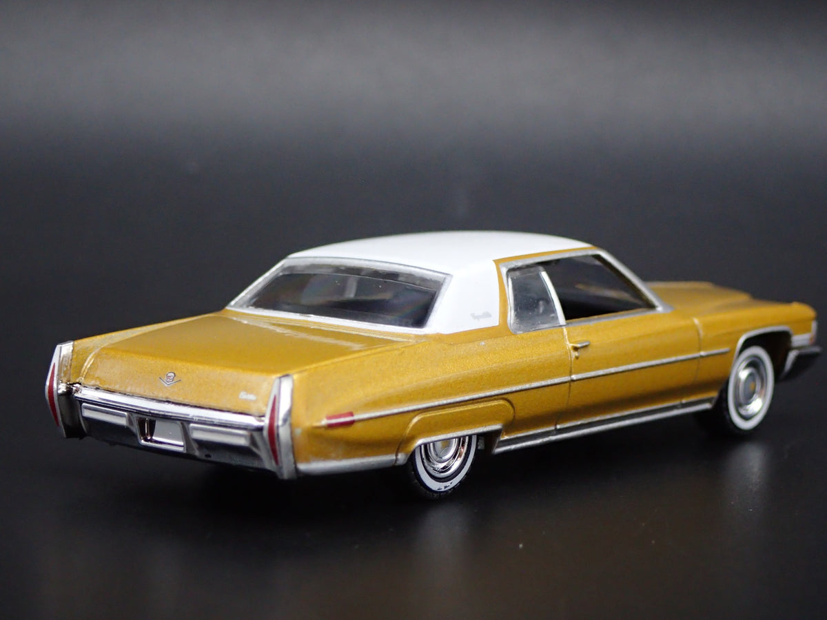 1972 72 CADILLAC CADDY COUPE DEVILLE RARE 1:64 SCALE DIORAMA DIECAST MODEL CAR-Burning Rubber Toy Company