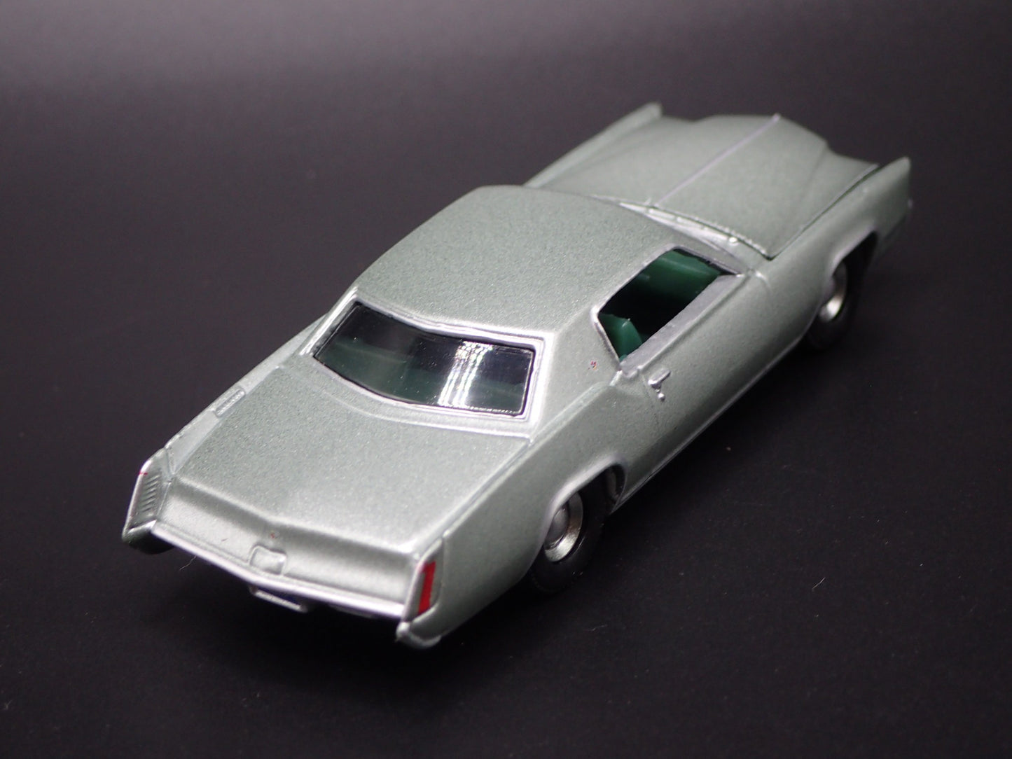 1967 67 CADILLAC CADDY ELDORADO 1:64 SCALE COLLECTIBLE DIORAMA DIECAST MODEL CAR