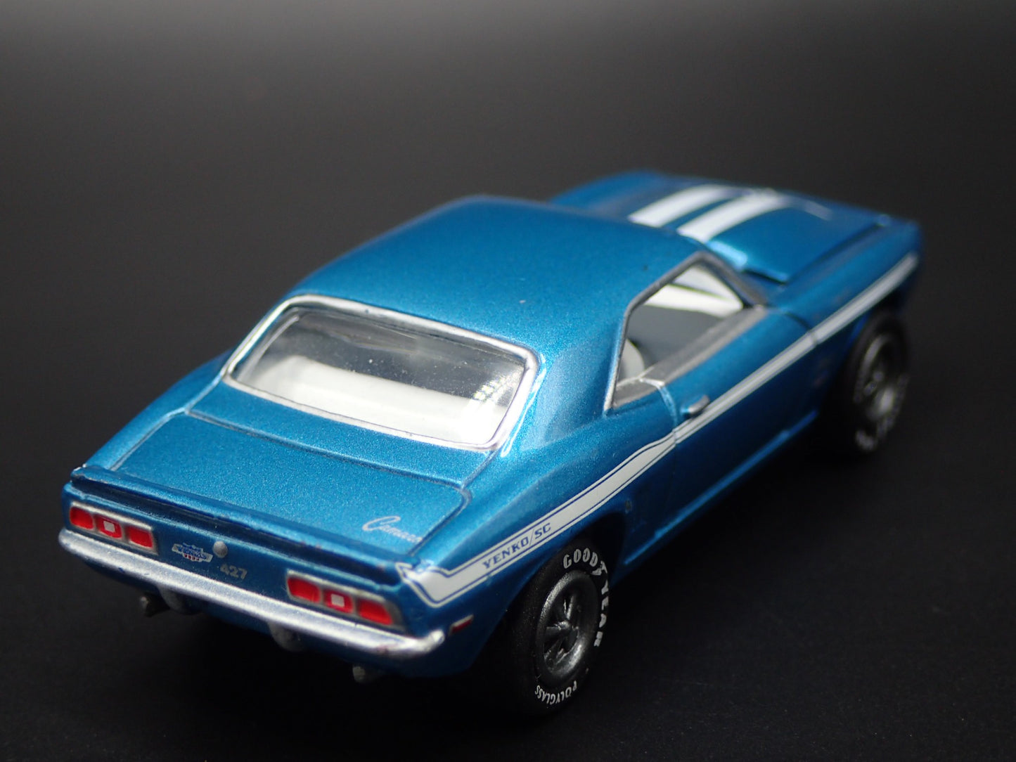 1969 69 CHEVY CHEVROLET CAMARO YENKO 1:64 SCALE DIORAMA DIECAST MODEL CAR