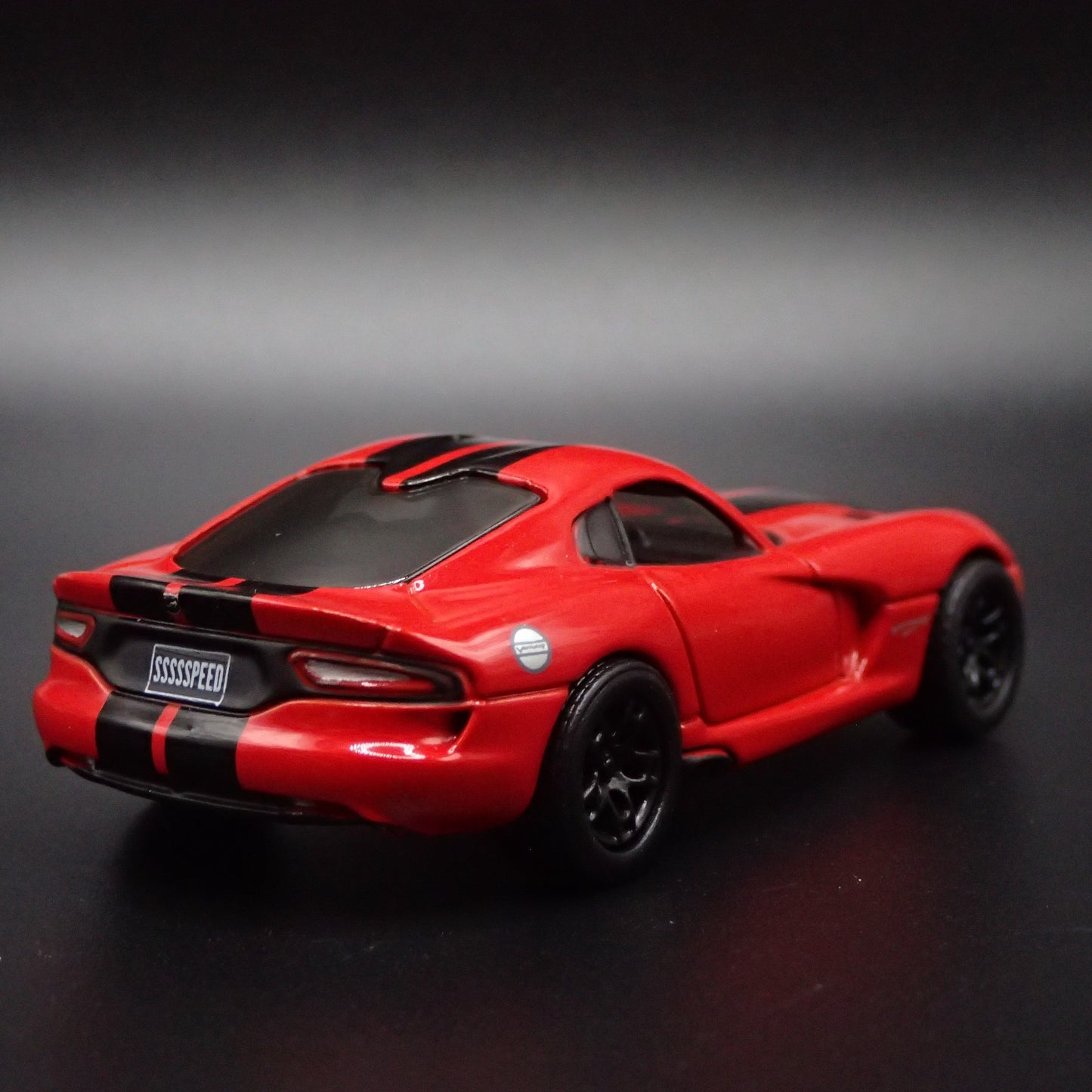 2013- 2017 DODGE VIPER GTC RED 1/64 SCALE COLLECTIBLE DIORAMA DIECAST MODEL CAR
