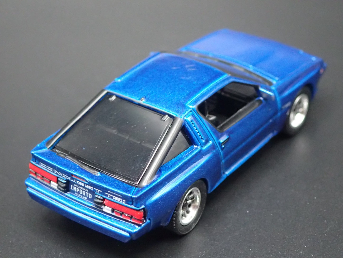 1983-1989 CHRYSLER CONQUEST TSI 1:64 SCALE COLLECTIBLE DIORAMA DIECAST MODEL CAR