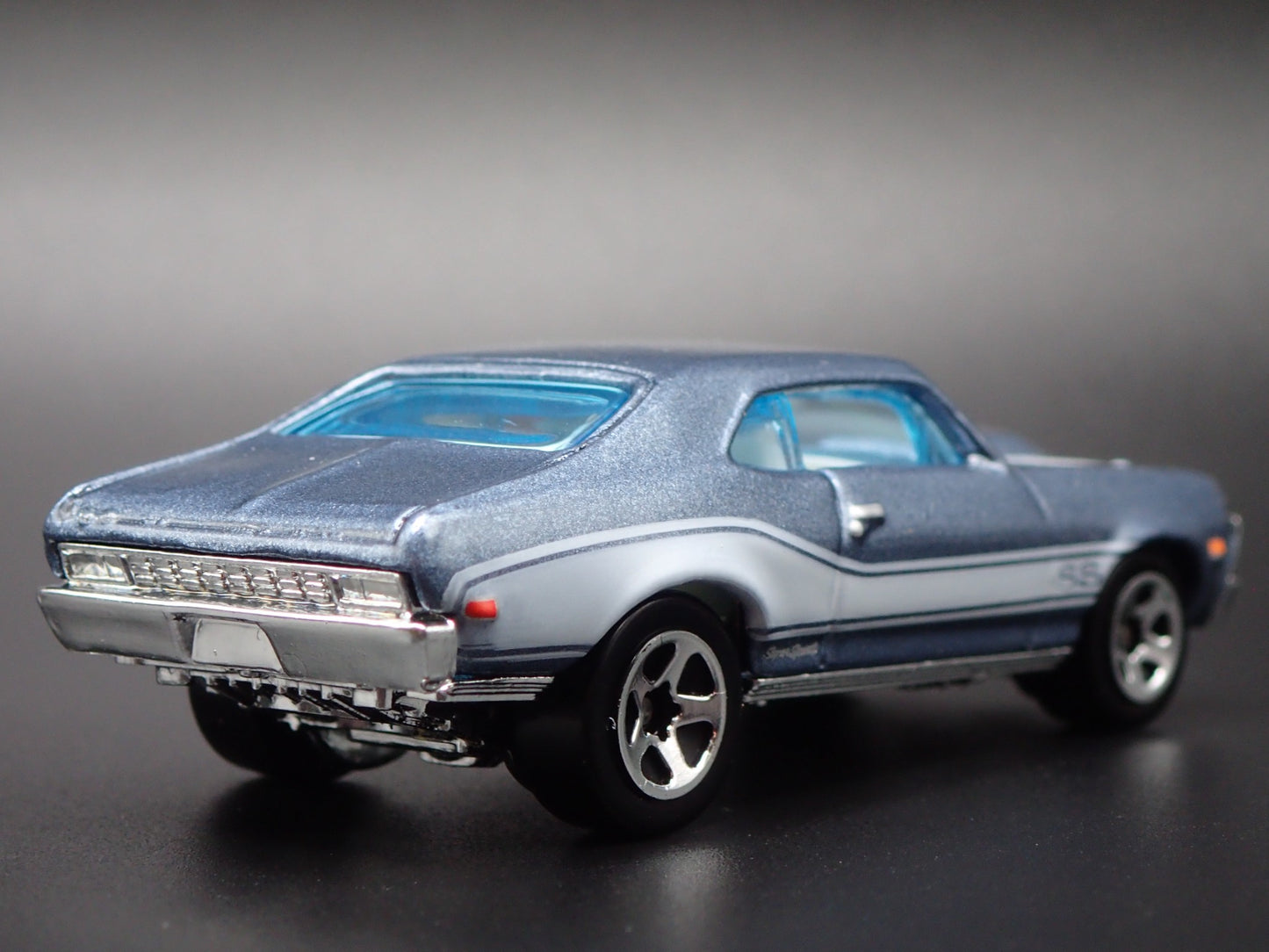 1968 68 CHEVY CHEVROLET NOVA 1:64 SCALE COLLECTIBLE DIORAMA DIECAST MODEL CAR