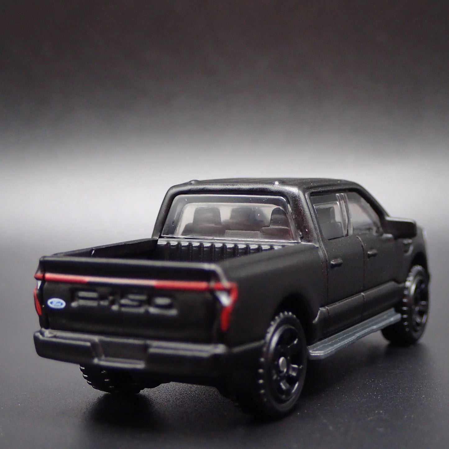 2022-2025 FORD F150 LIGHTNING PICKUP TRUCK ELECTRIC 1:64 SCALE DIECAST MODEL CAR