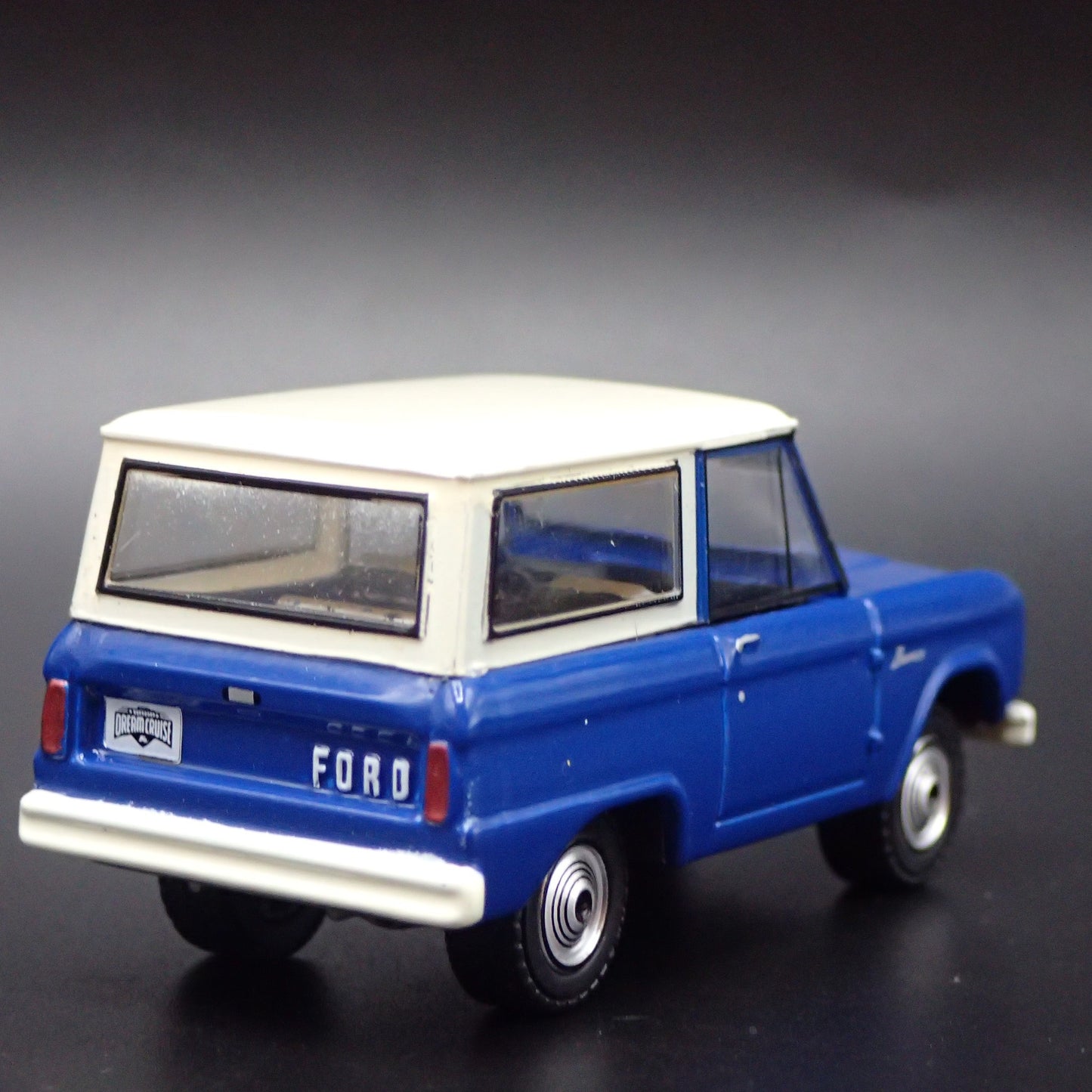 1966 66 FORD BRONCO BLUE RARE 1:64 SCALE COLLECTIBLE DIORAMA DIECAST MODEL CAR