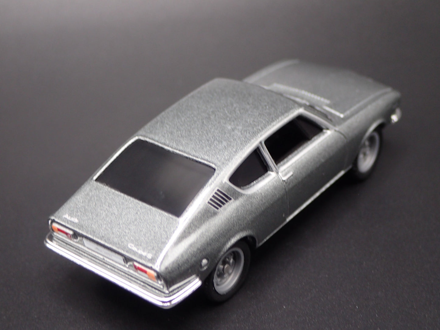 1969-1976 AUDI 100 COUPE S GRAY 1:64 SCALE COLLECTIBLE DIORAMA DIECAST MODEL CAR