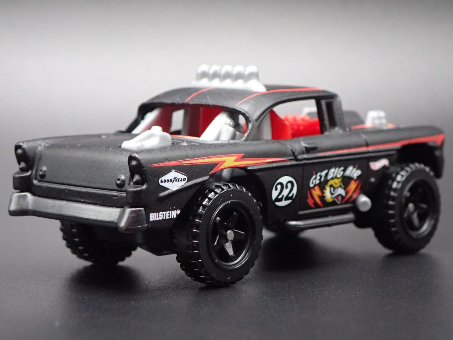 1956 56 CHEVY CHEVROLET BEL AIR OFF ROAD RACE CAR 1:64 SCALE DIECAST MODEL CAR