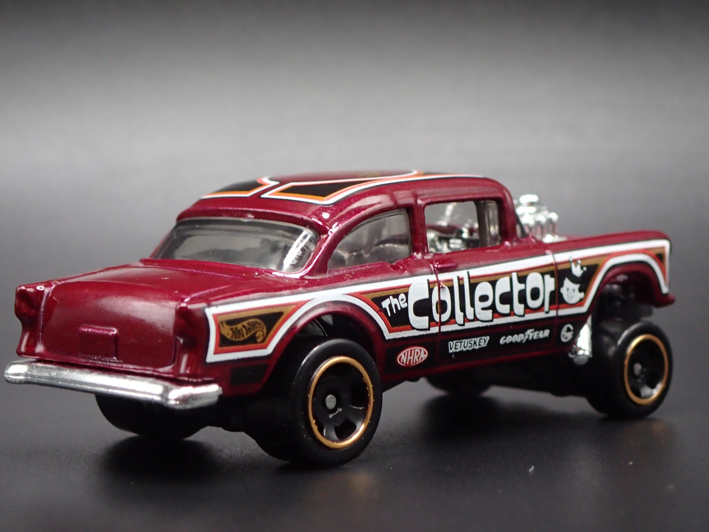 1955 55 CHEVY CHEVROLET BEL AIR GASSER NHRA 1:64 SCALE DIORAMA DIECAST MODEL CAR
