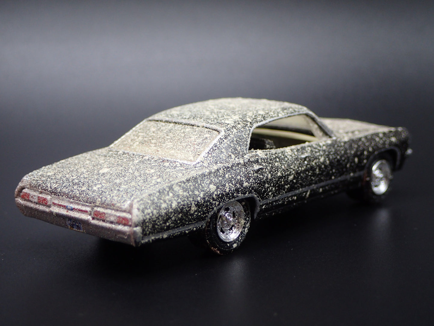 1967 CHEVY CHEVROLET IMPALA SUPERNATURAL BARN FIND 1:64 SCALE DIECAST MODEL CAR