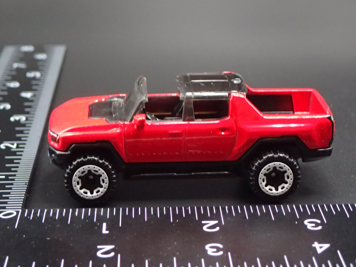 2022-2025 HUMMER EV ELECTRIC PICKUP TRUCK RED 1:64 SCALE DIECAST MODEL CAR
