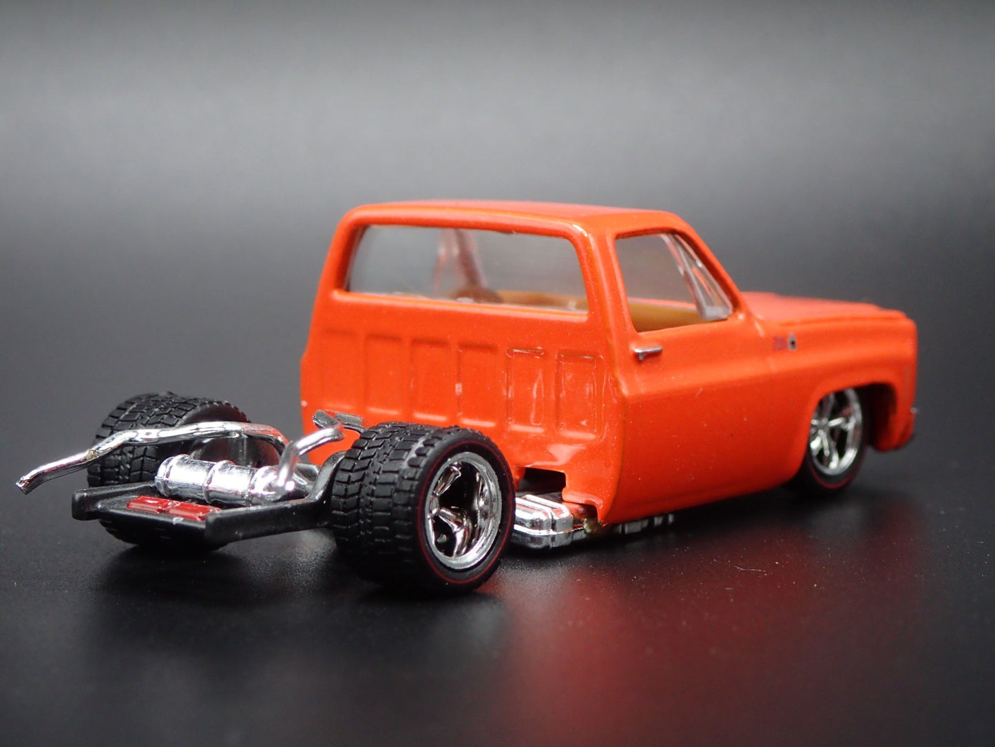 1976 GMC SIERRA GRANDE 15 PICKUP TRUCK SQUAREBODY 1/64 SCALE DIECAST MODEL CAR