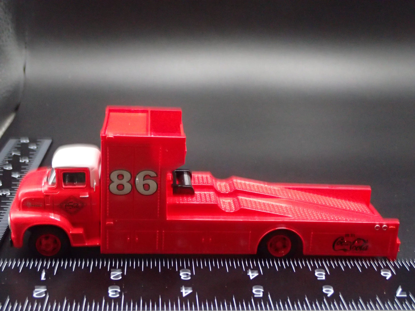 1956 56 FORD COE FLATBED CAR HAULER TRUCK COKE 1:64 SCALE DIECAST MODEL CAR