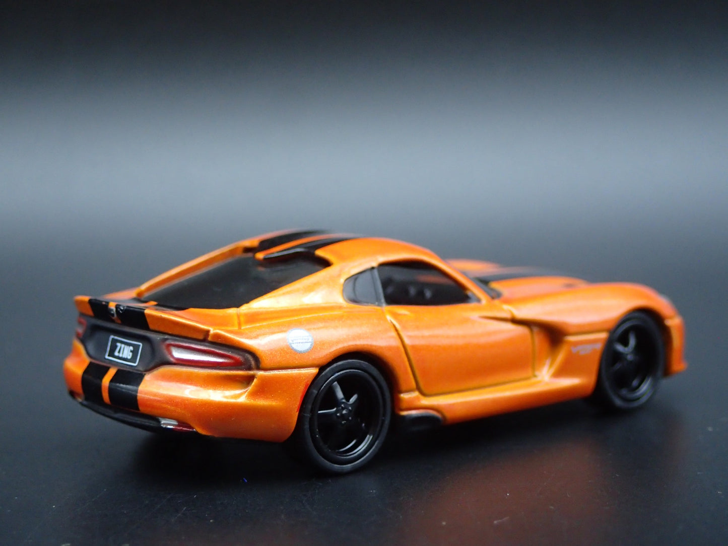 2013- 2017 DODGE VIPER GTC ORANGE RARE 1/64 SCALE COLLECTIBLE DIECAST MODEL CAR