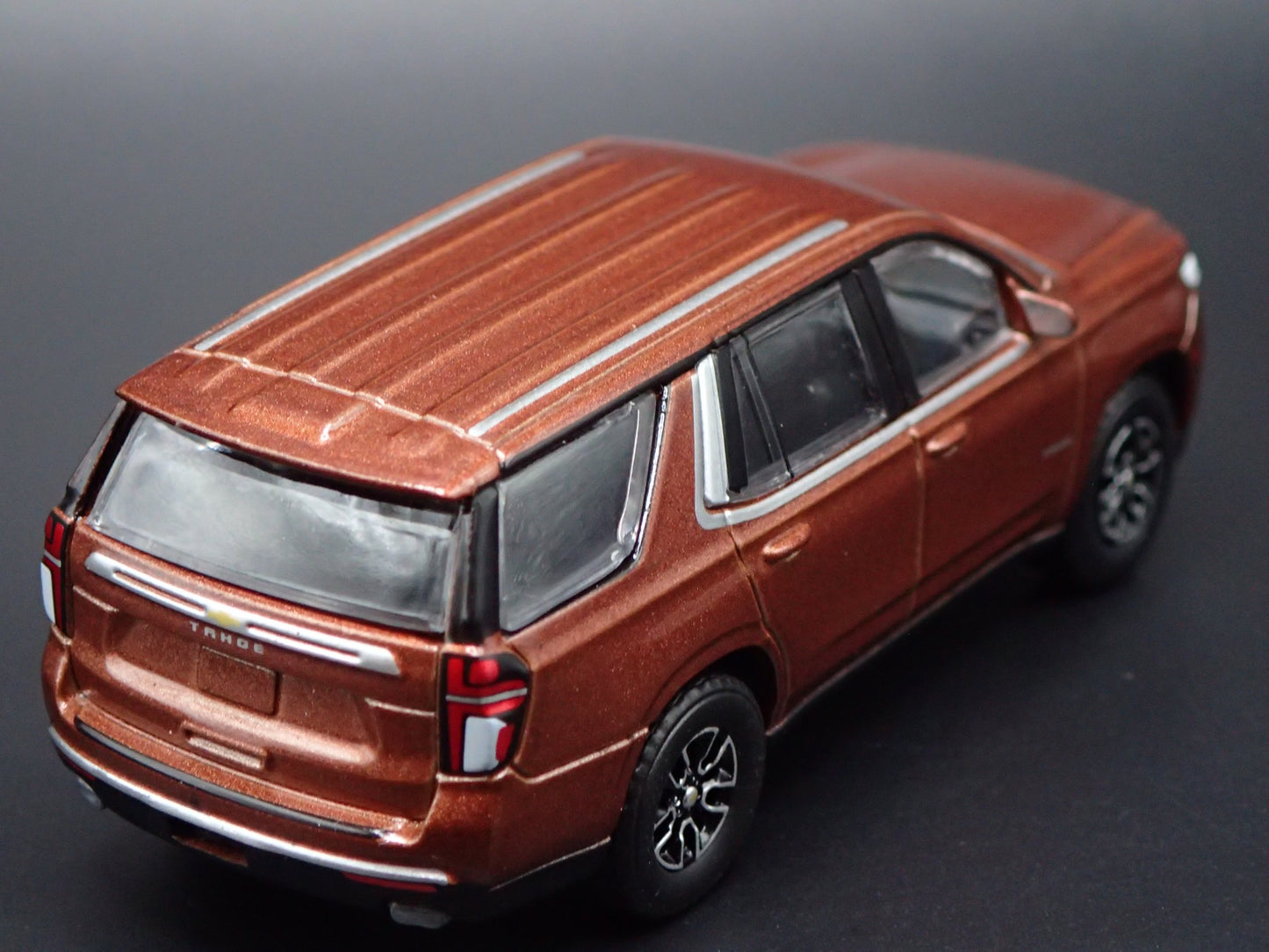2021-2025 CHEVY CHEVROLET TAHOE BROWN 1:64 SCALE COLLECTIBLE DIECAST MODEL CAR