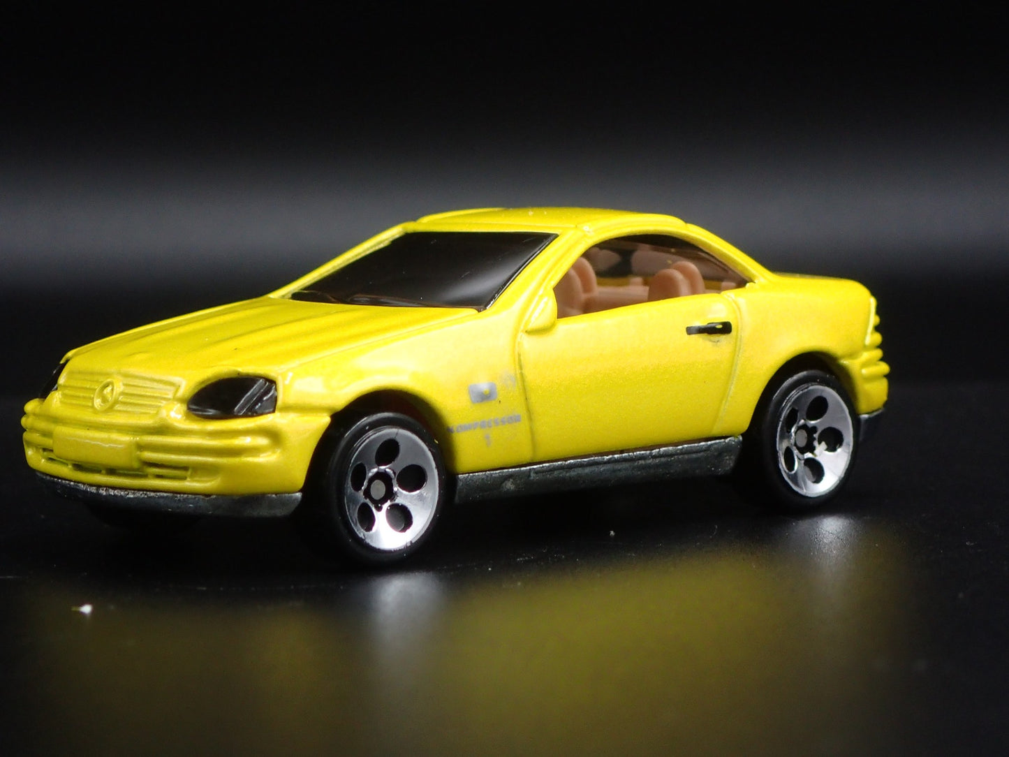 1996-2004 MERCEDES-BENZ SLK YELLOW 1:64 SCALE COLLECTIBLE DIECAST MODEL CAR