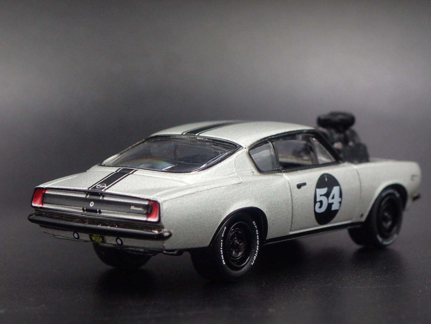 1967 67 PLYMOUTH BARRACUDA FASTBACK SILVER 1/64 SCALE DIORAMA DIECAST MODEL CAR