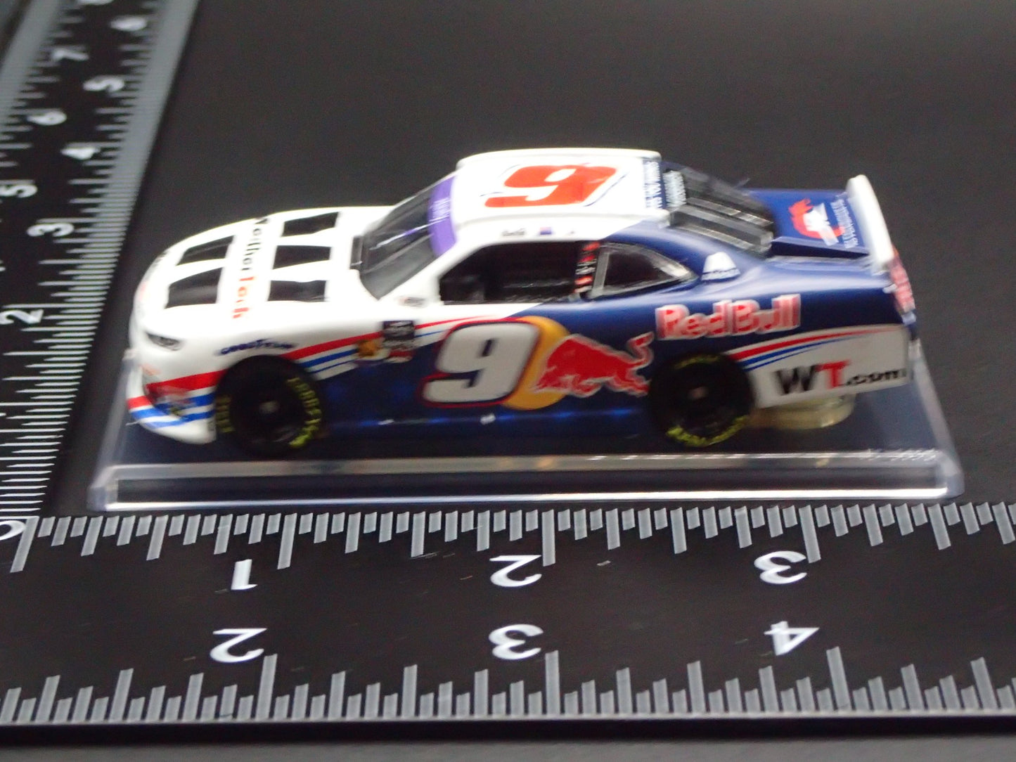2025 CHEVROLET 9 SHANE VAN GISBERGEN REDBULL NASCAR 1:64 SCALE DIECAST MODEL CAR