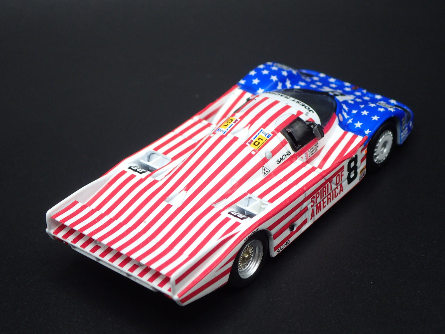 PORSCHE 956 SPIRIT AMERICA #8 3RD 24H LE MANS 1986 1:64 SCALE DIECAST MODEL CAR
