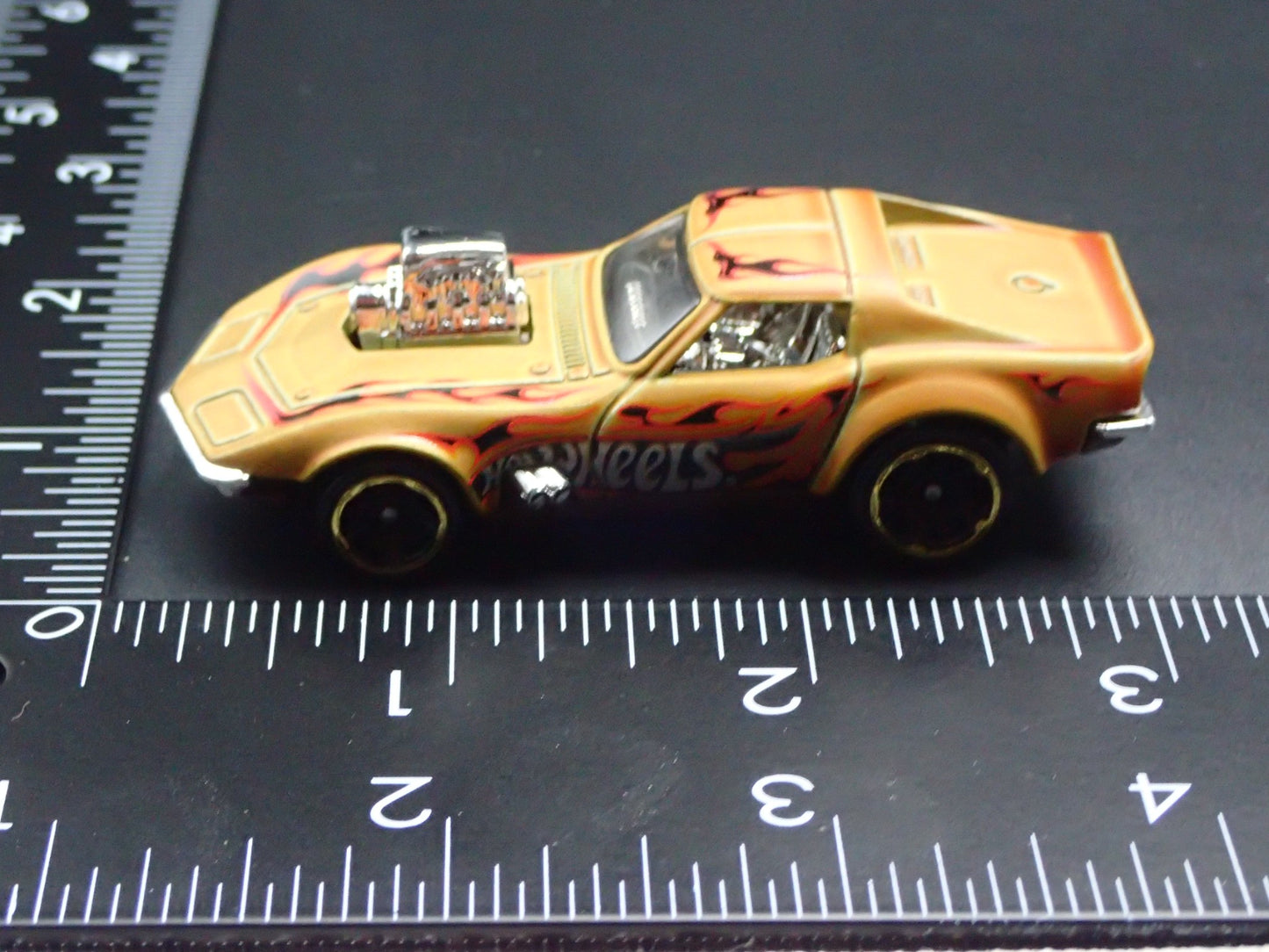 1968 68 CHEVY CHEVROLET CORVETTE GAS MONKEY GARAGE 1/64 SCALE DIECAST MODEL CAR