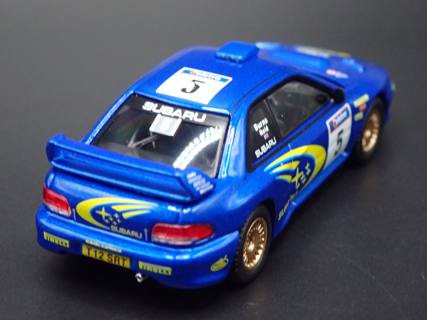 SUBARU IMPREZA WRC99 #5 RALLY 1:64 SCALE COLLECTIBLE DIORAMA DIECAST MODEL CAR