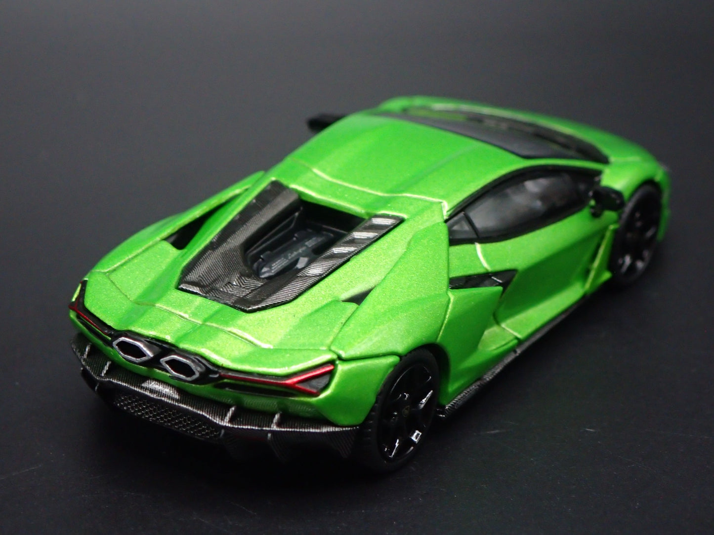 2024-2025 LAMBORGHINI REVUELTO SUPER CAR GREEN 1:64 SCALE DIECAST MODEL CAR