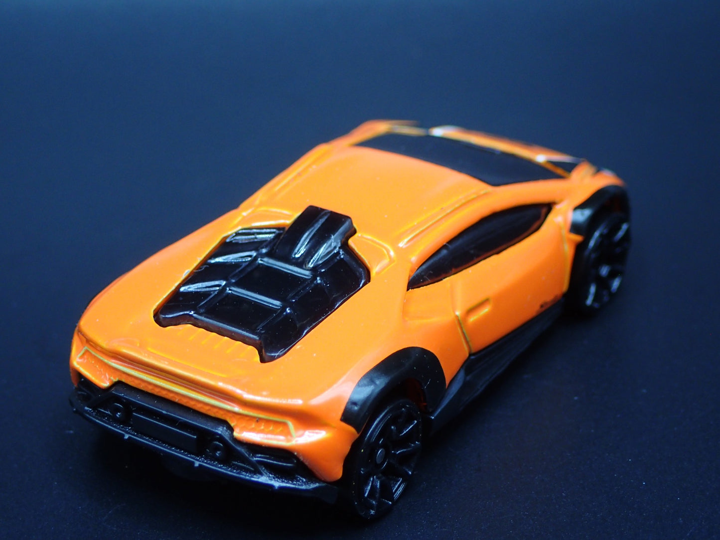 2023-2024 LAMBORGHINI HURACAN STERRATO SUPER CAR 1:64 SCALE DIECAST MODEL CAR