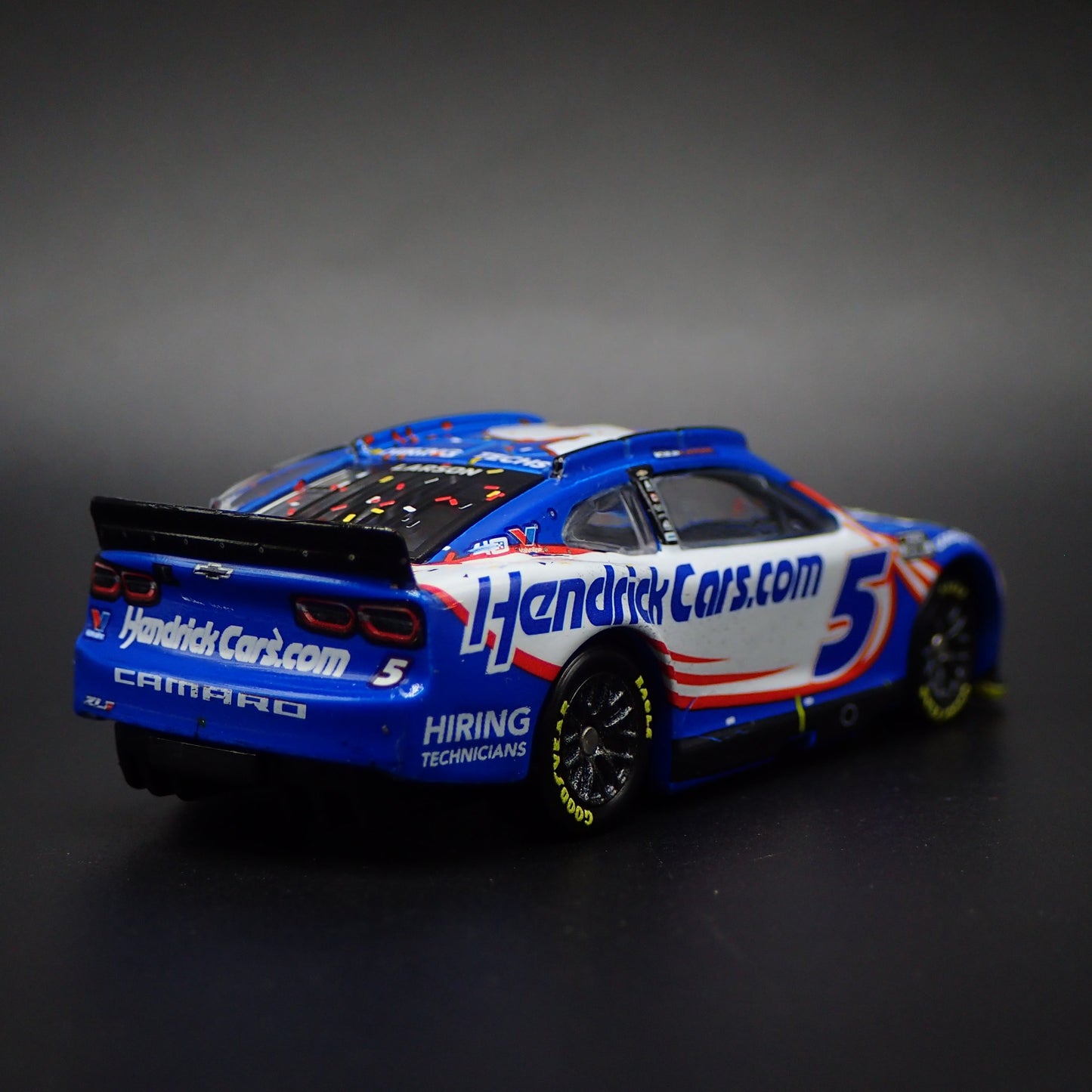 2024 CHEVY CAMARO ZL1 5 KYLE LARSON HENDRICKCARS NASCAR 1:64 DIECAST MODEL CAR