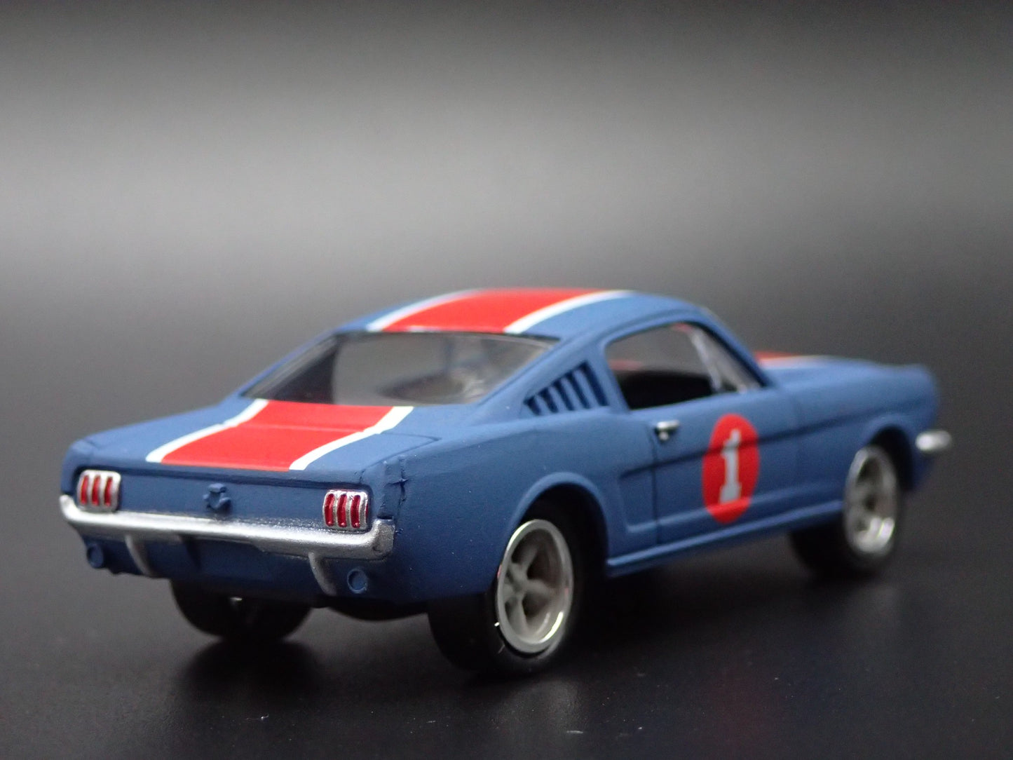 1965 65 FORD MUSTANG FASTBACK BLUE 1:64 SCALE COLLECTIBLE DIECAST MODEL CAR