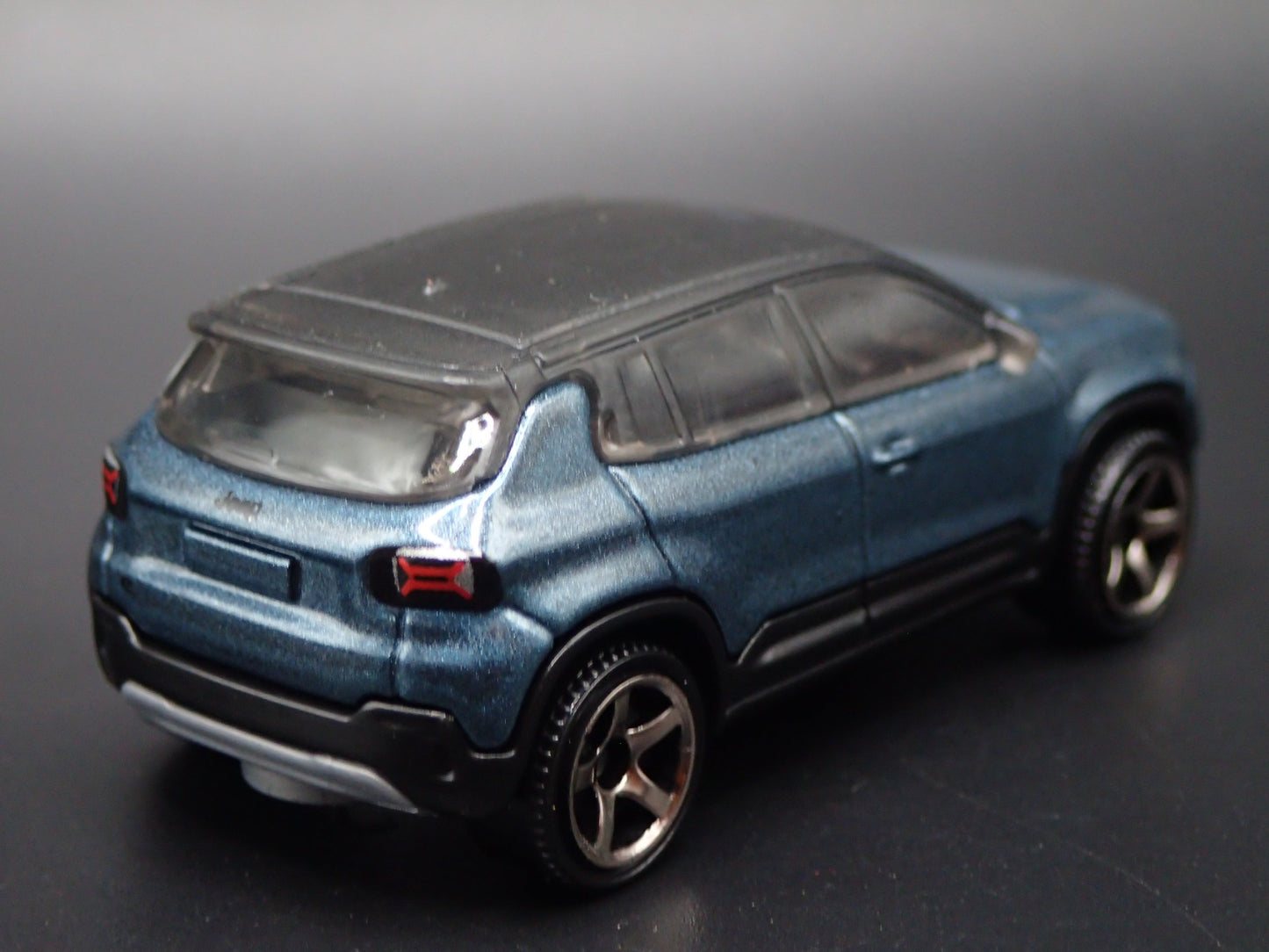 2023-2025 JEEP AVENGER 4 FOUR DOOR SUV BLUE 1/64 SCALE DIORAMA DIECAST MODEL CAR