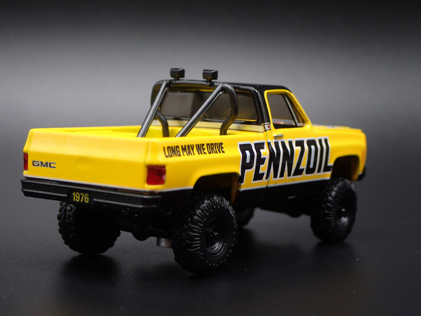 1976 76 GMC SIERRA GRANDE 15 PICKUP TRUCK 4X4 SQUAREBODY 1/64 SCALE MODEL CAR