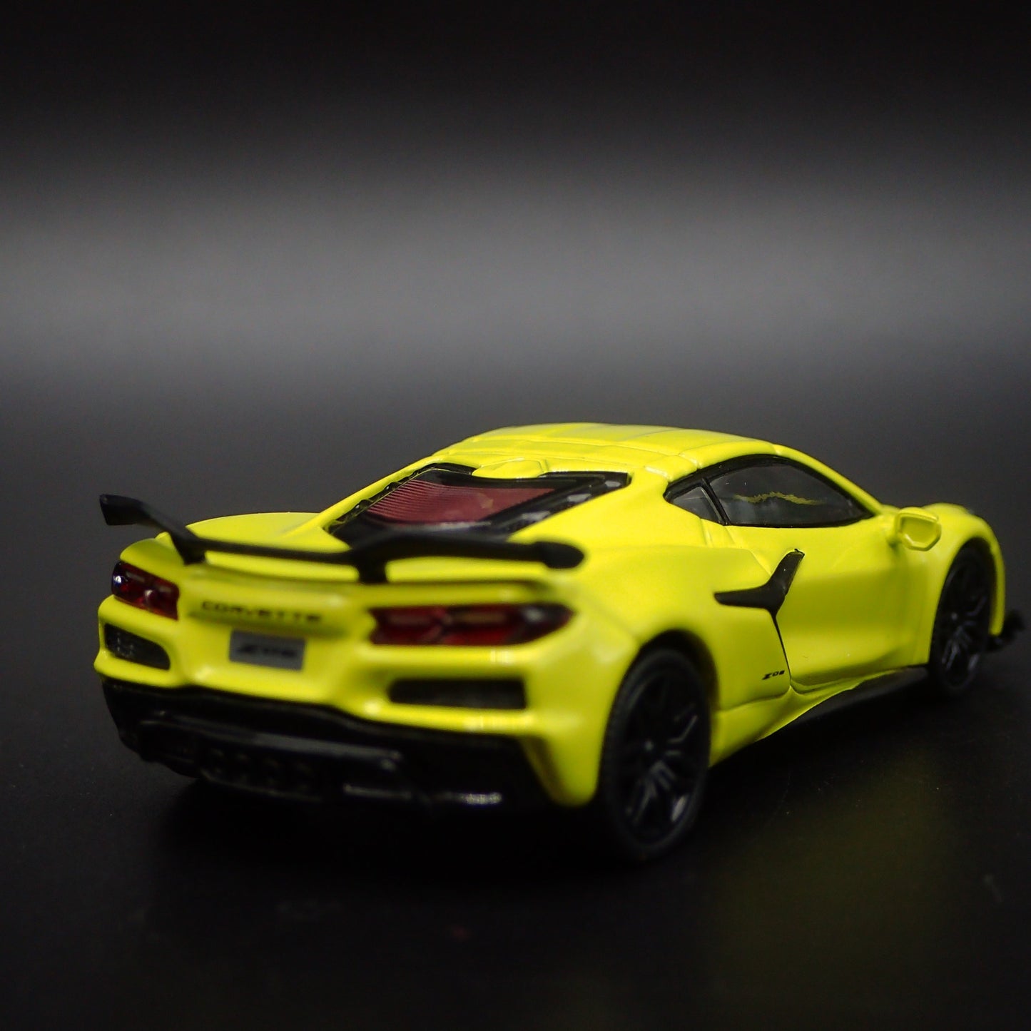 2023-2025 CHEVY CHEVROLET CORVETTE STINGRAY Z06 1:64 SCALE DIECAST MODEL CAR