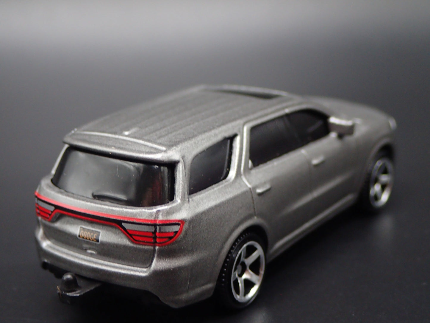 2011-2025 DODGE DURANGO SUV w HITCH SILVER 1:64 SCALE DIORAMA DIECAST MODEL CAR