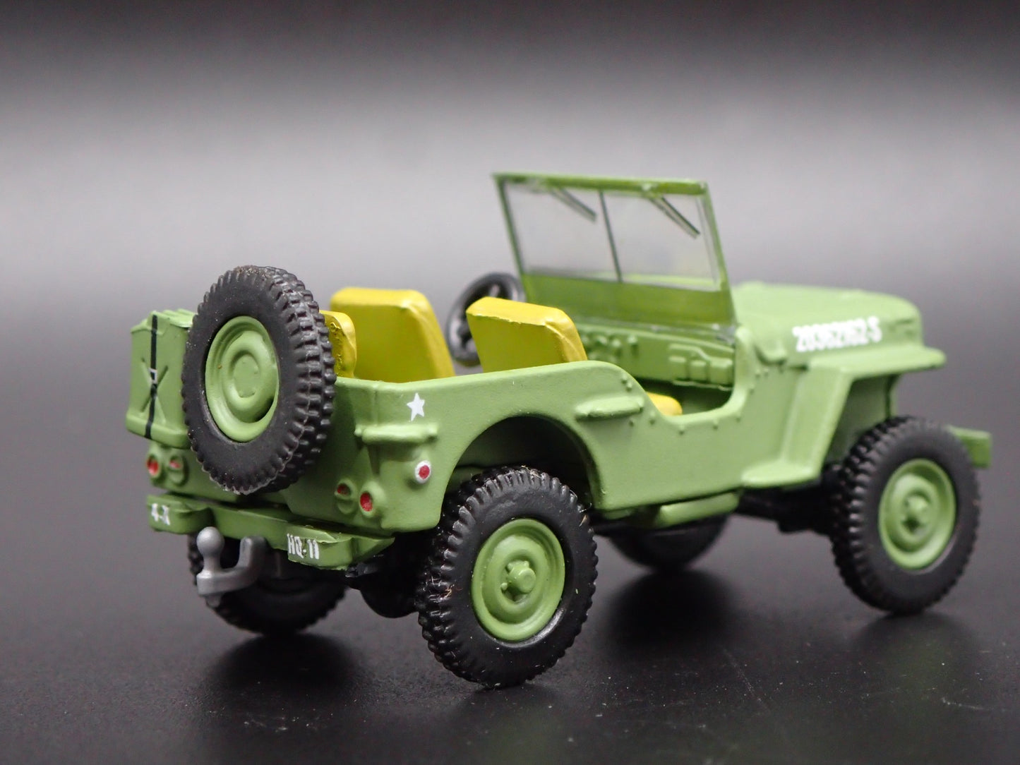 1941-1945 JEEP WILLYS MB ARMY ROUGH RIDER WWII ARMY 1:64 SCALE DIECAST MODEL CAR