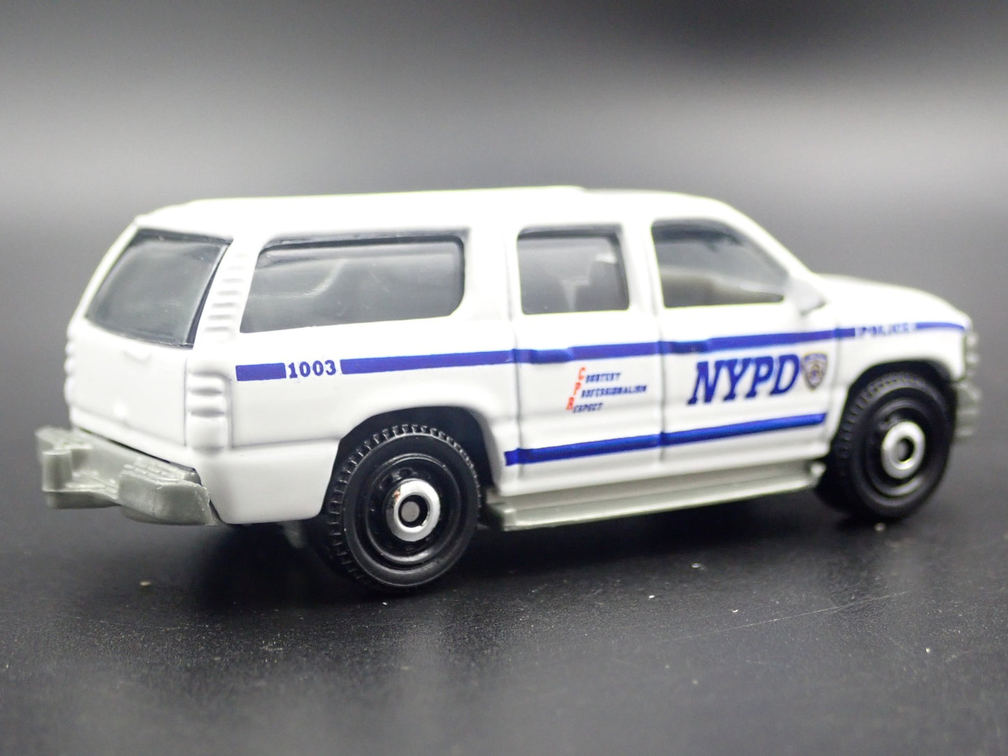 2000-2006 CHEVY CHEVROLET SUBURBAN NYPD W HITCH 1:76 SCALE DIECAST MODEL CAR