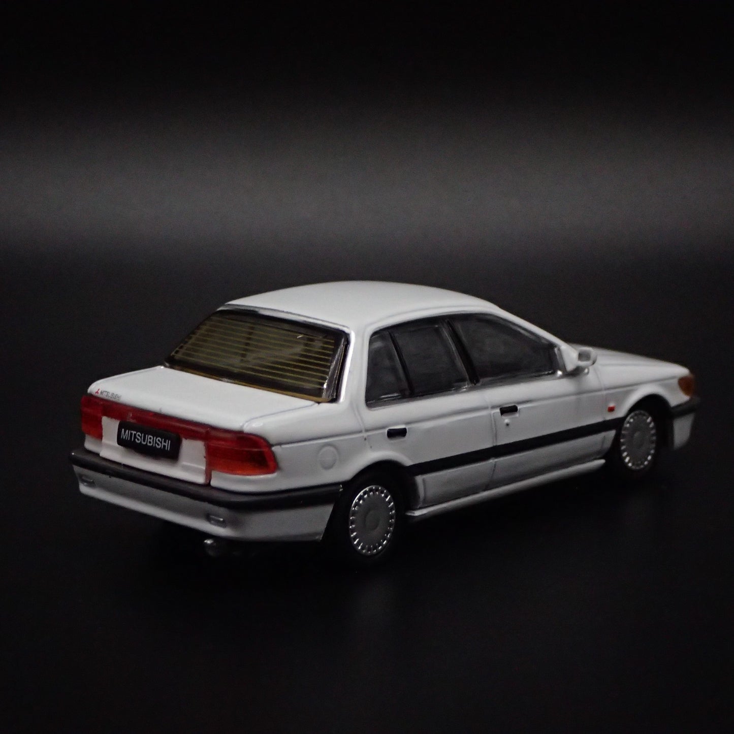 1982-1991 MITSUBISHI LANCER GTI 1:64 SCALE COLLECTIBLE DIORAMA DIECAST MODEL CAR