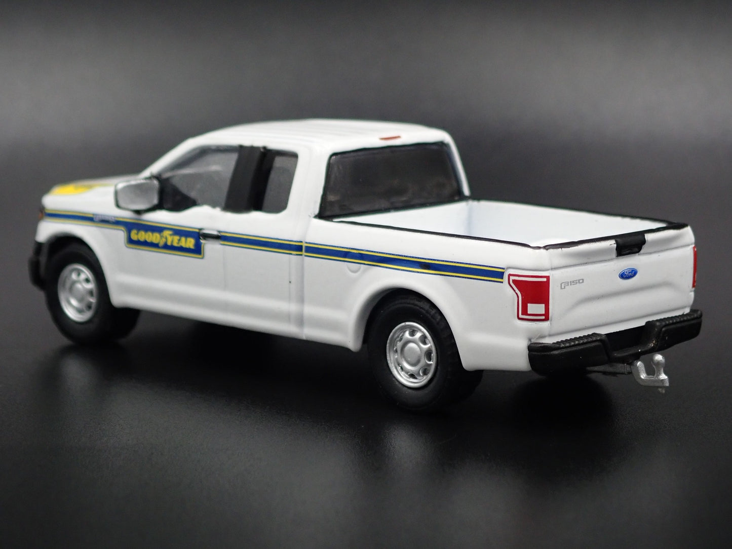 2015 - 2020 FORD F150 PICKUP TRUCK GOODYEAR 1:64 SCALE DIORAMA DIECAST MODEL CAR