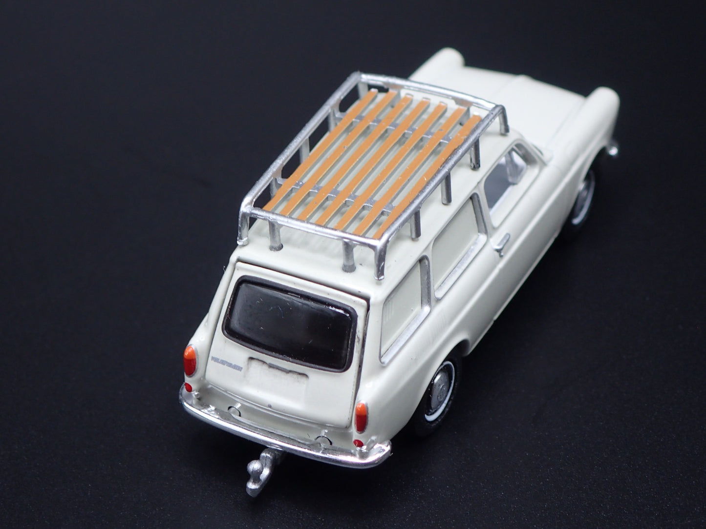 1961-1973 VW VOLKSWAGEN TYPE 3 SQUAREBACK W/ HITCH 1:64 SCALE DIECAST MODEL CAR