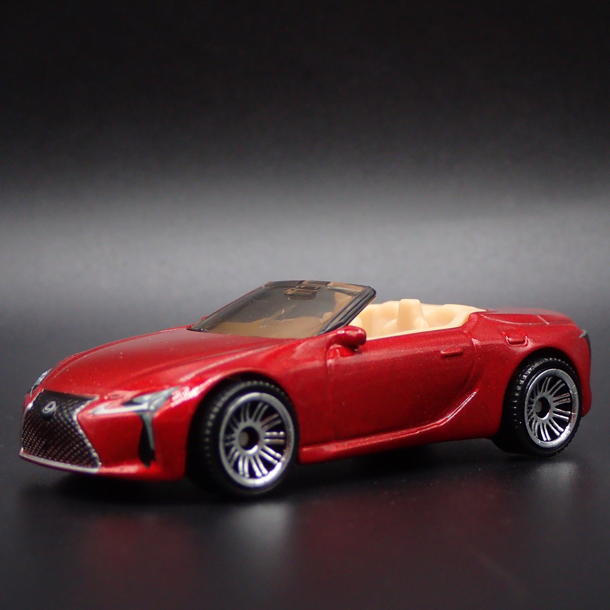 2018-2025 LEXUS LC 500 CONVERTIBLE RED RARE 1/64 SCALE DIORAMA