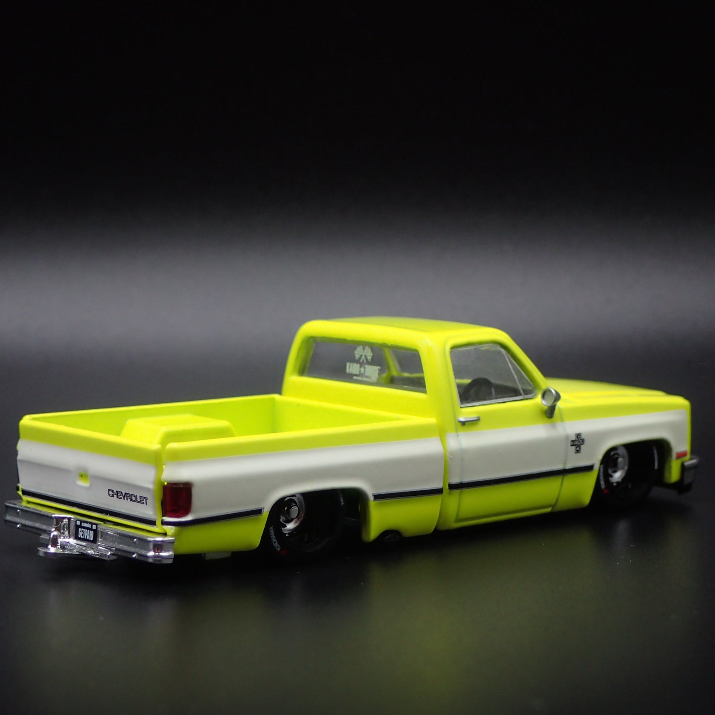 1983 83 CHEVY CHEVROLET PICKUP TRUCK KAIDO HOUSE 1/64 SCALE DIECAST MODEL CAR
