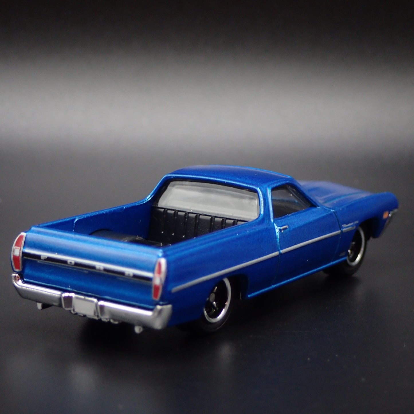 1970 70 FORD RANCHERO PICKUP TRUCK BLUE 1:64 SCALE COLLECTIBLE DIECAST MODEL CAR
