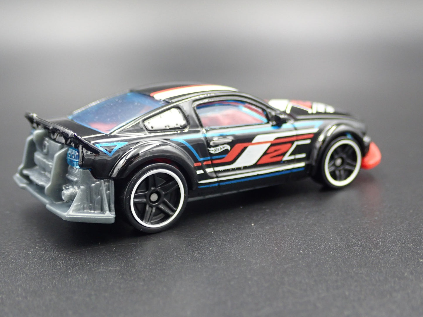 2005-2009 FORD MUSTANG GT BLACK RARE 1:64 SCALE COLLECTIBLE DIECAST MODEL CAR