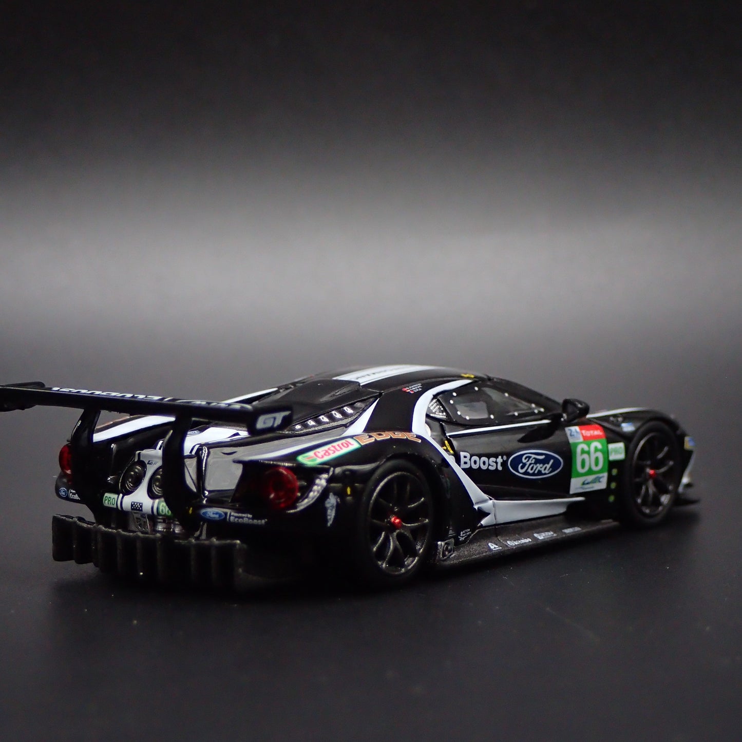 2019 FORD GT LM GTE PRO 66 24HRS OF LE MANS TEAM UK 1:64 SCALE DIECAST MODEL CAR