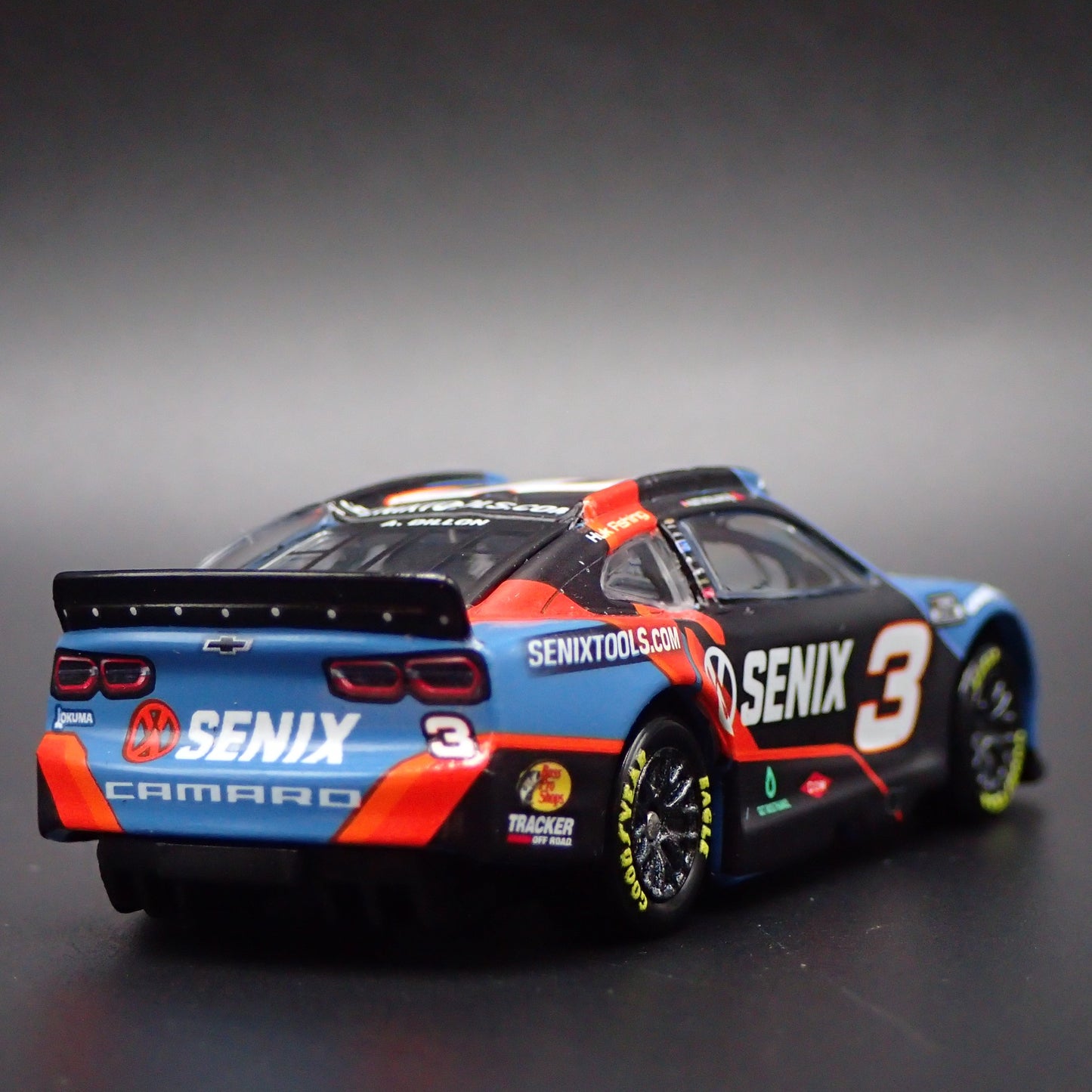 2024 CHEVY CAMARO ZL1 3 AUSTIN DILLON SENIX TOOLS NASCAR 1:64 DIECAST MODEL CAR