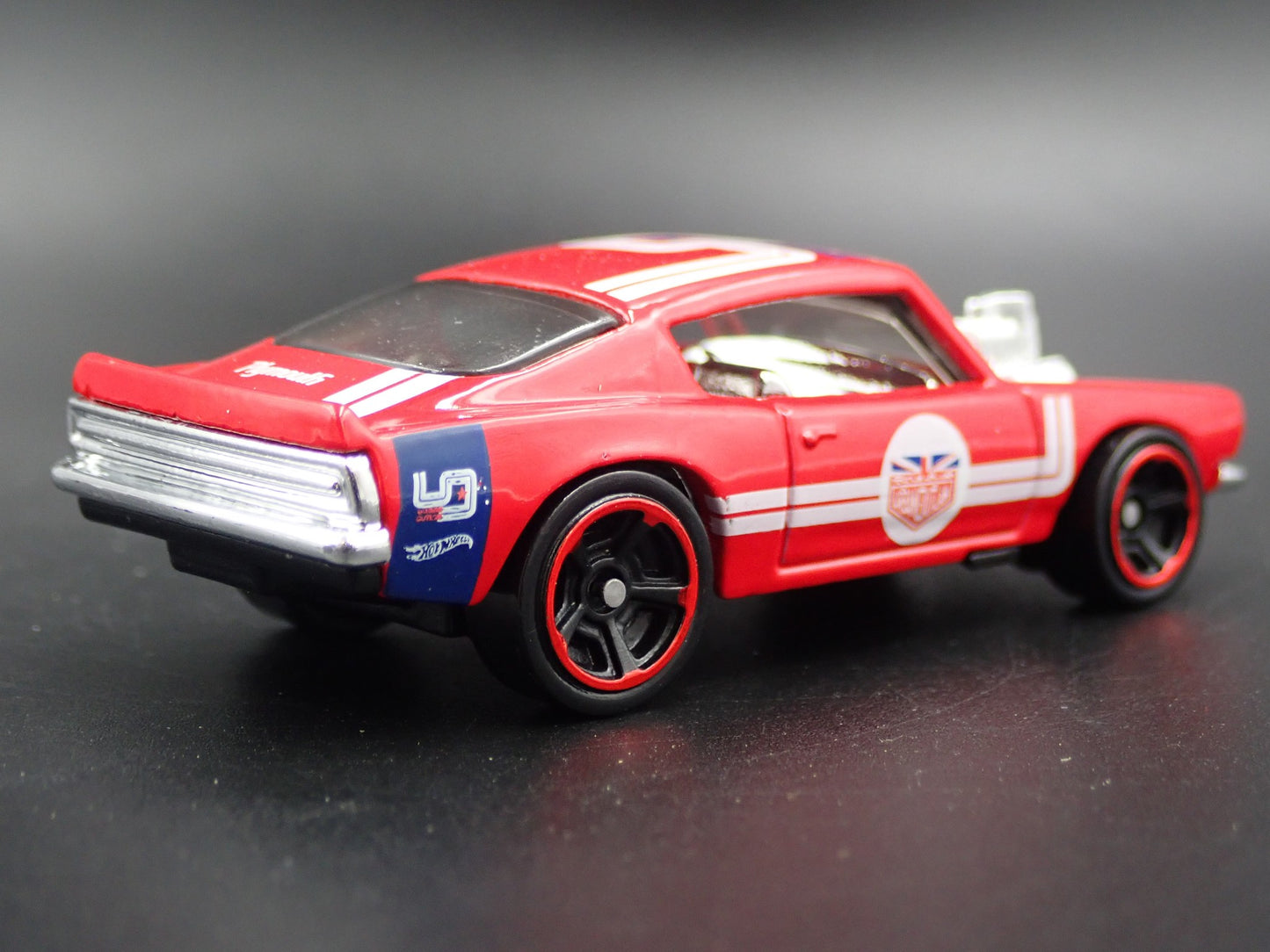 PLYMOUTH KING KUDA CUDA MAGNUS WALKER URBAN OUTLAW 1:64 SCALE DIECAST MODEL CAR