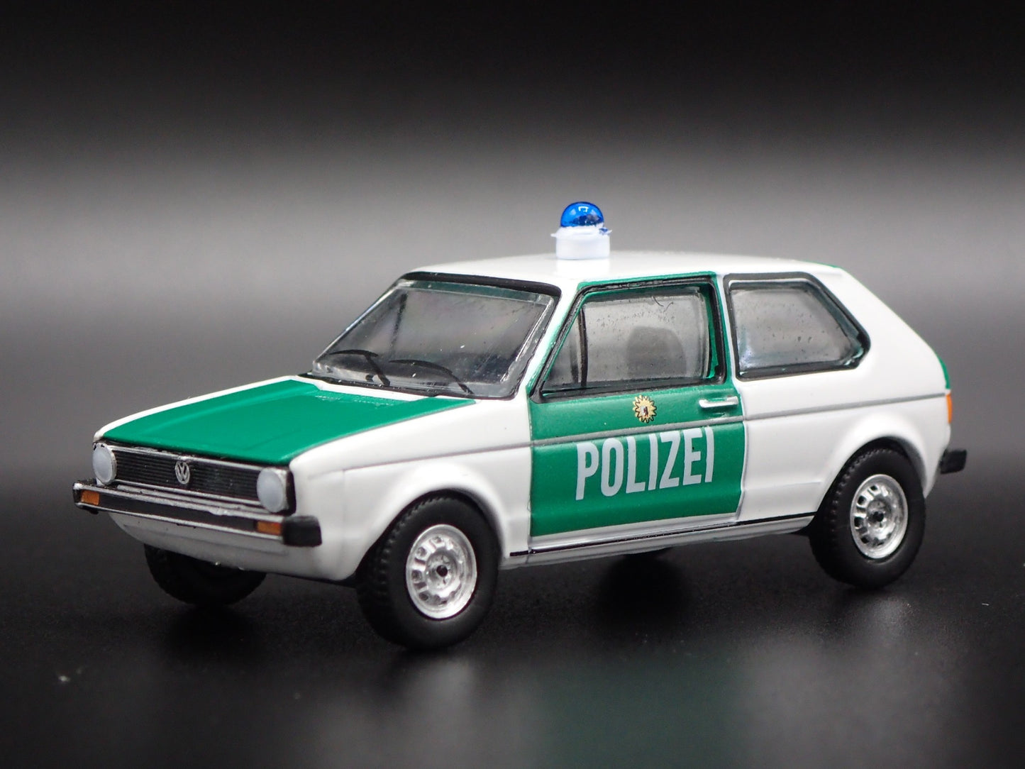 1974 74 VW VOLKSWAGEN GOLF BERLIN, GERMANY POLIZEI 1:64 SCALE DIECAST MODEL CAR