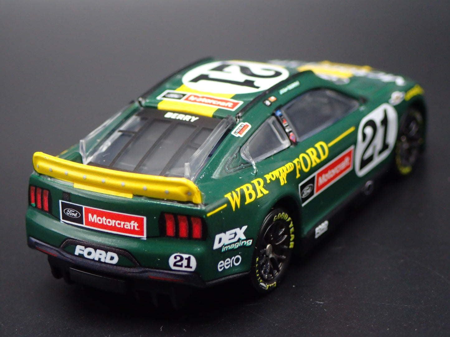 2025 25 FORD MUSTANG #21 JOSH BERRY MOTORCRAFT NASCAR 1:64 DIECAST MODEL CAR